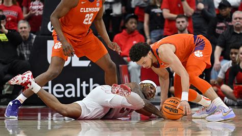 Jan 3, 2023 ... ... scored 12 points and Ben Middlebrooks added 10 for Clemson. Terquavion Smith led the Wolfpack with 21 points and Jack Clark added 7 points ...